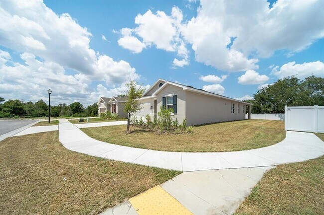 Building Photo - 3003 Fin Rd