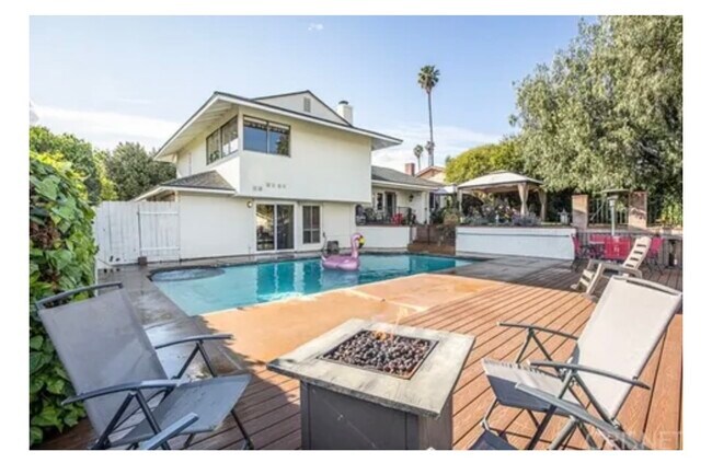 Foto del edificio - 9558 Swinton Ave