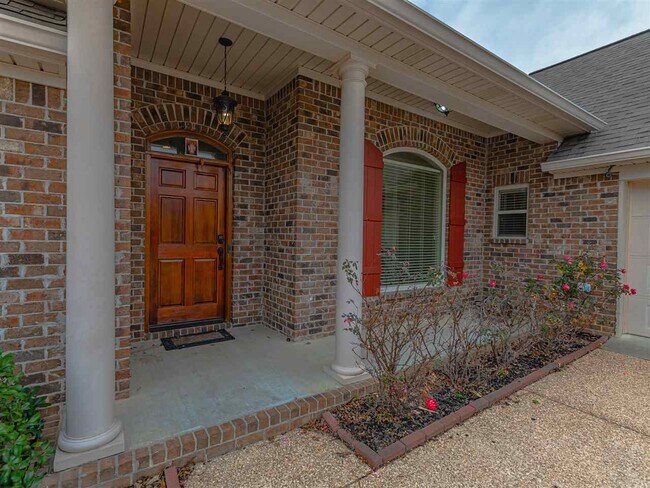 Building Photo - 711 Northdale Pl