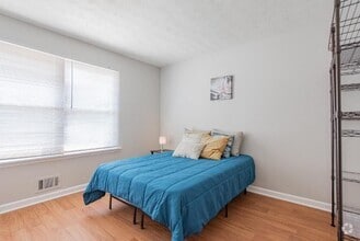 Building Photo - 2628 Candler Woods Dr
