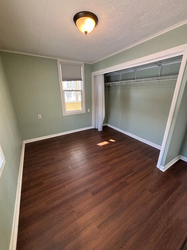 Foto del edificio - Must-See Rental! 2 bed, 1 bath La Crosse H...