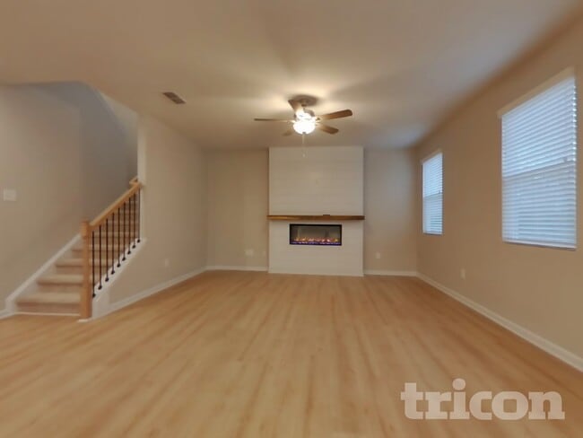 Foto del edificio - 96 Summit Pointe Ln