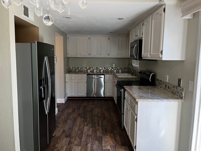 Building Photo - 6203 Ackland Ct