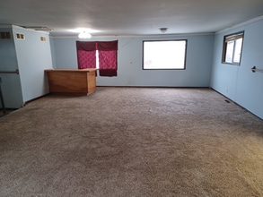 Building Photo - 3912 E Hartson Ave