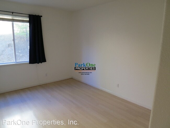 Building Photo - 4 br, 2 bath House - 5270 Ambleside Dr