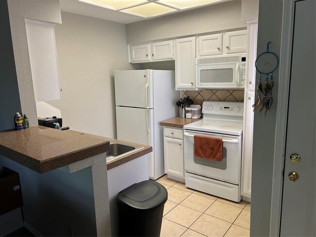 Building Photo - 3111 Tom Green St