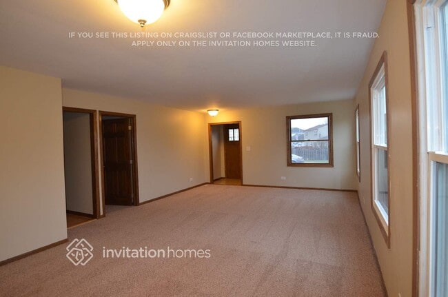 Building Photo - 1172 Cactus Trail