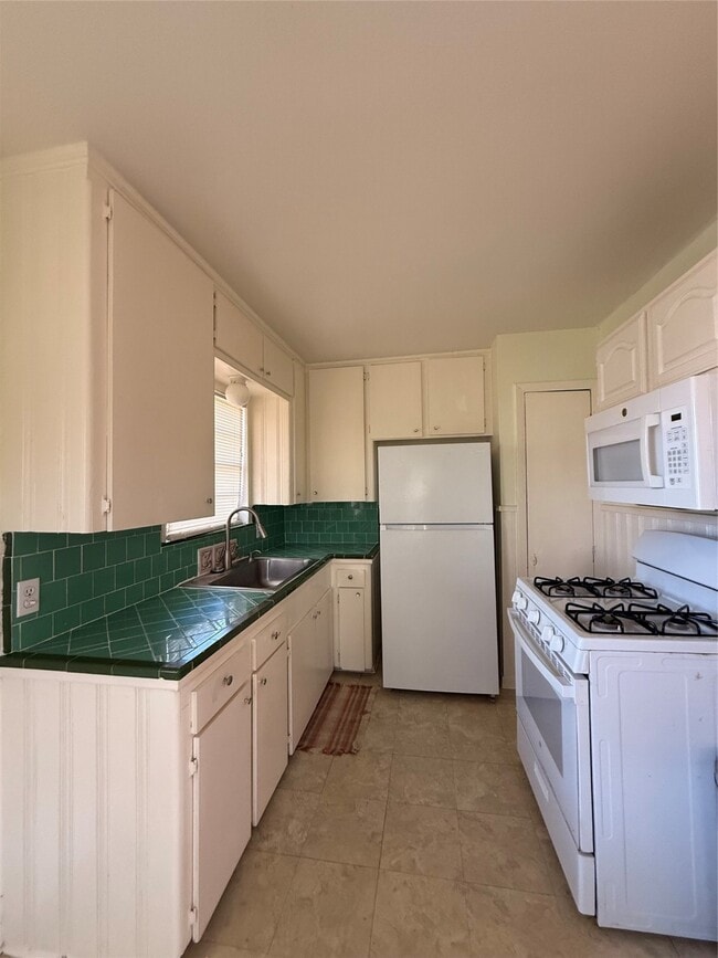 Foto del edificio - 5724 1/2 Parwill St