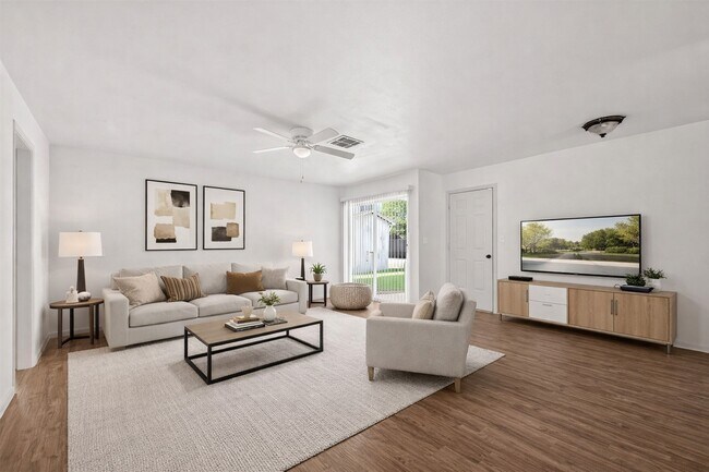 Foto del edificio - 10503 Ladino Rd