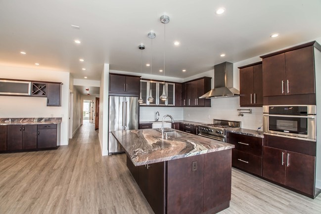 Foto del edificio - 1671 34th Ave