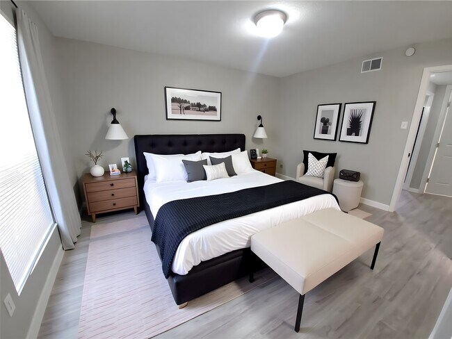 Foto del edificio - 8100 Creekbend Dr