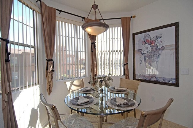 Interior Photo - Summerlin Villas