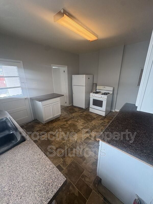 Foto del edificio - 27 Edison St