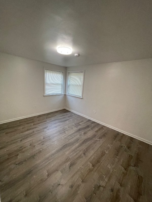 Foto del edificio - 4342 Warren Ave