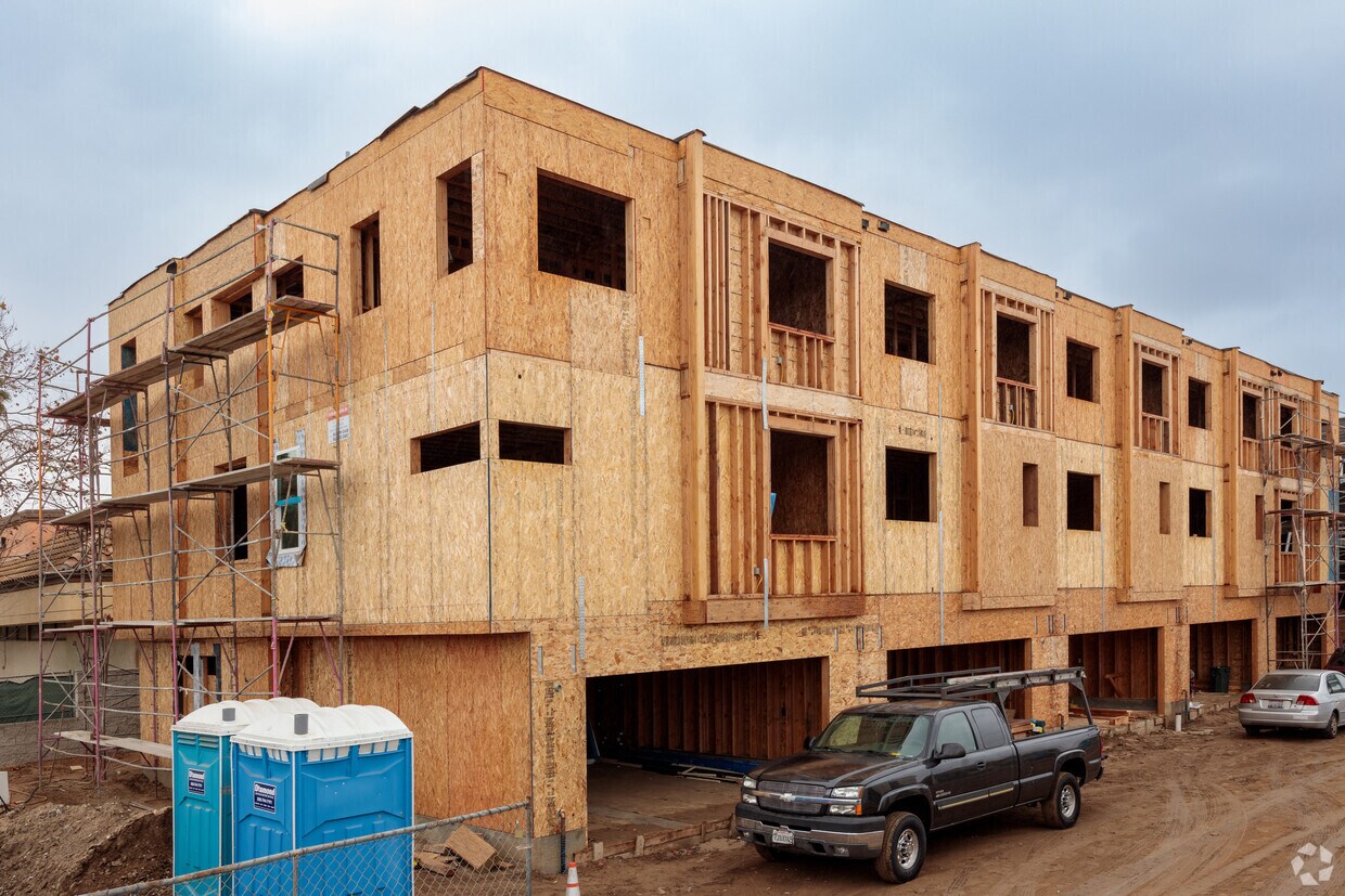 12/2022 - KM Townhomes