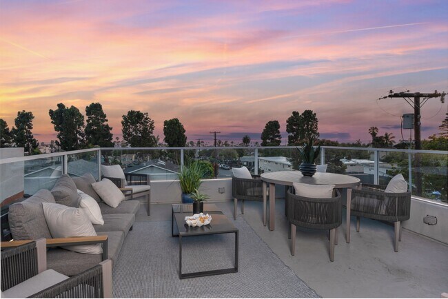 Foto del edificio - 624 N Clementine St