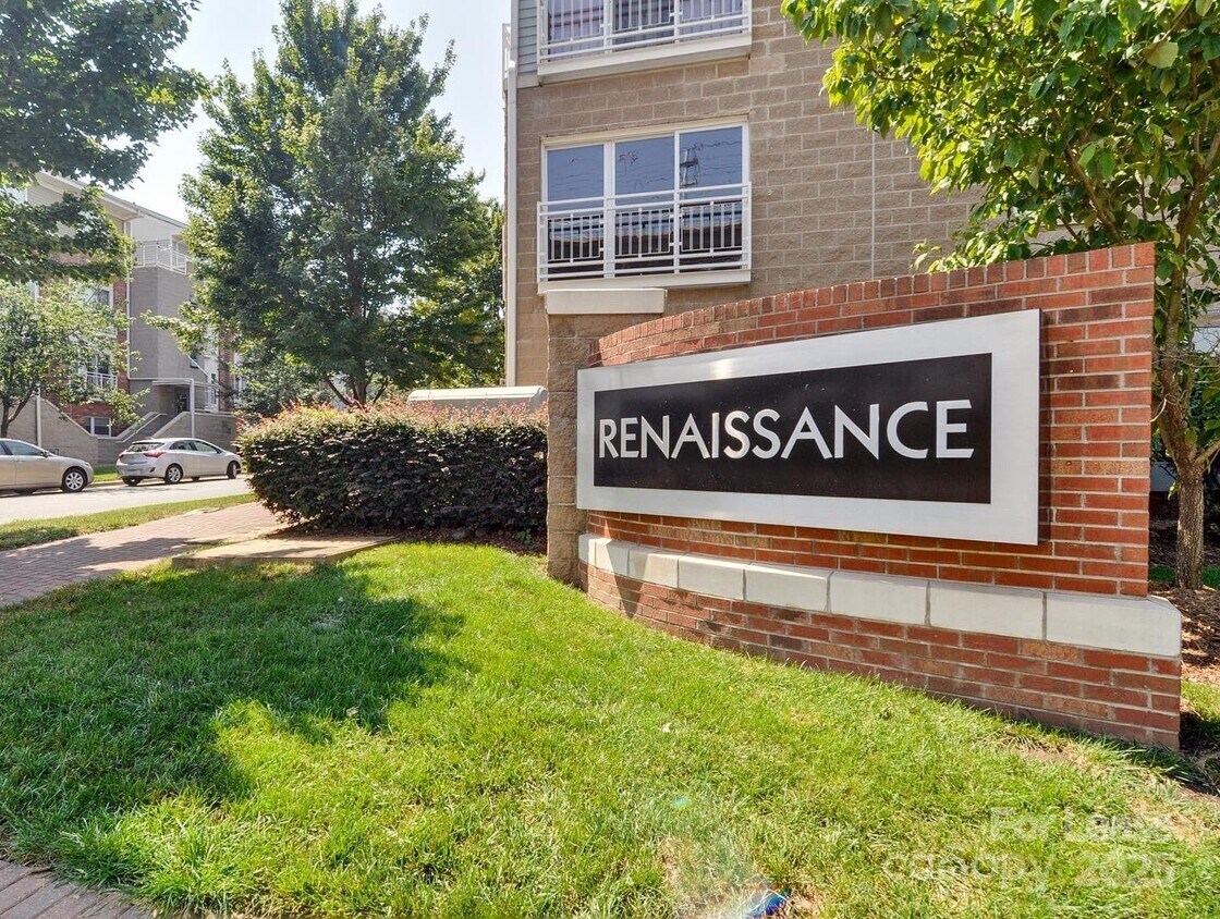 Primary Photo - 620 Raphael Place