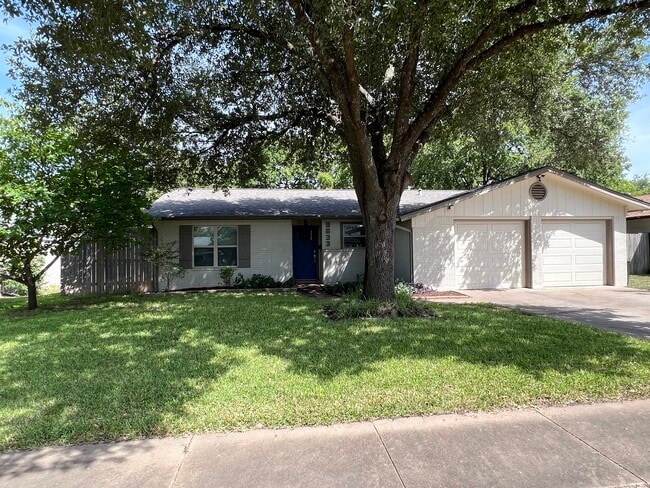 Front of house - 9633 Chukar Cir