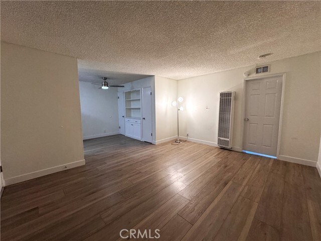 Building Photo - 2501 W Redondo Beach Blvd