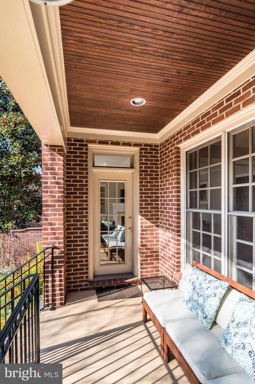 Foto del edificio - 7802 Hidden Meadow Terrace