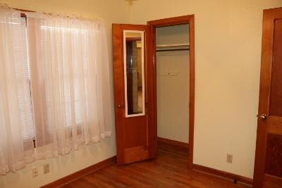 Building Photo - 427 E Cheyenne Ave