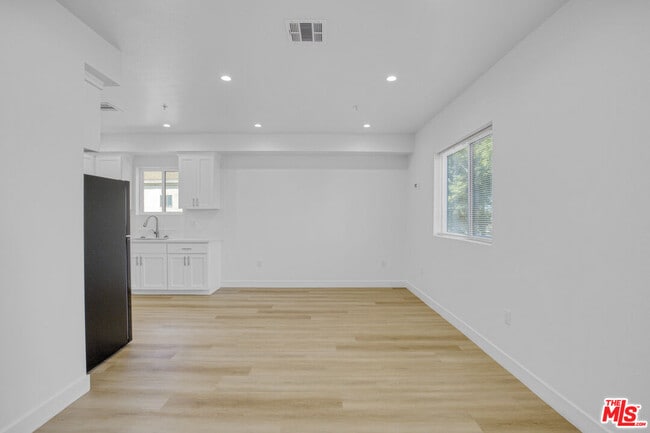 Foto del edificio - 618 E 28th St