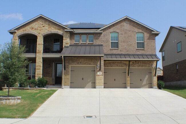 Building Photo - Beautiful spacious rental with fabulous up...