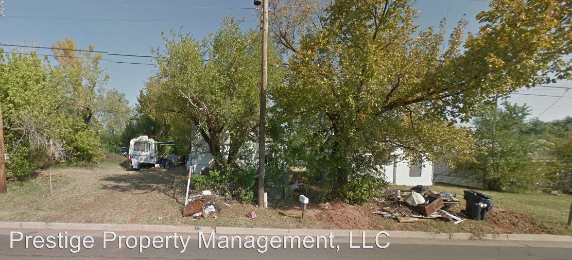 Primary Photo - 2417 SE 15th St