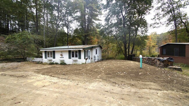 Building Photo - 2 Showell Pond Ln