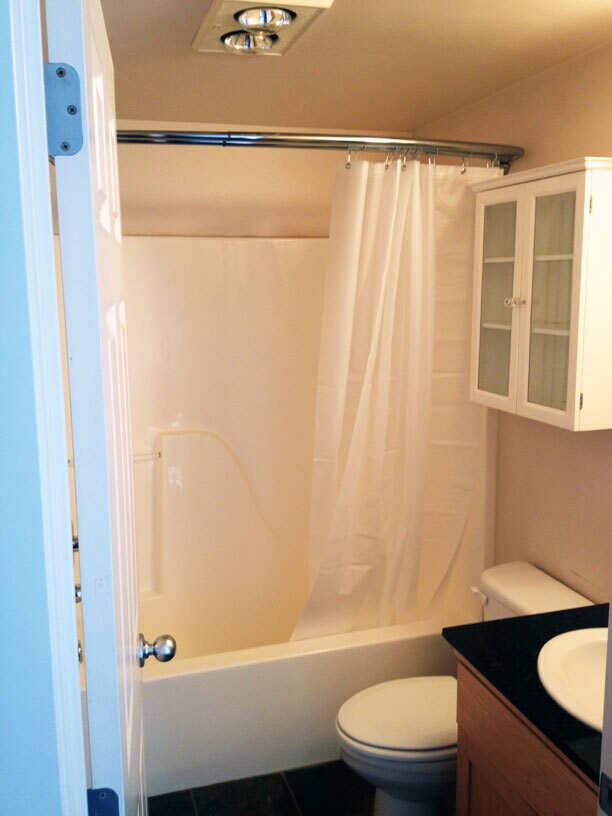 Baño - 412 26th Ave S
