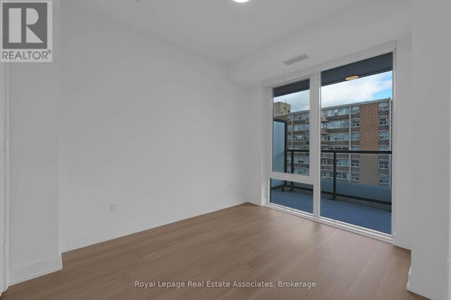 Building Photo - 60 Central Park Roadway