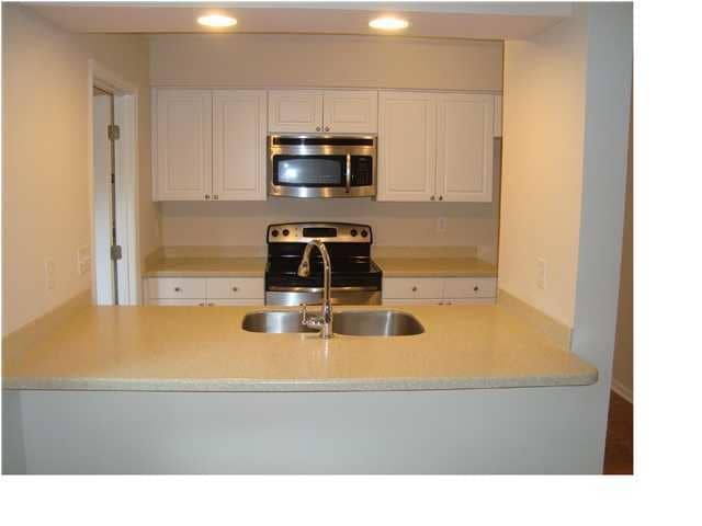 Building Photo - 1055 Hunters Trace
