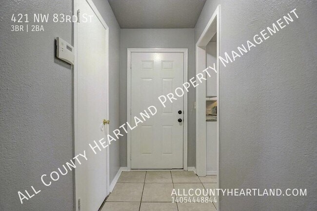 Building Photo - MOVE IN READY