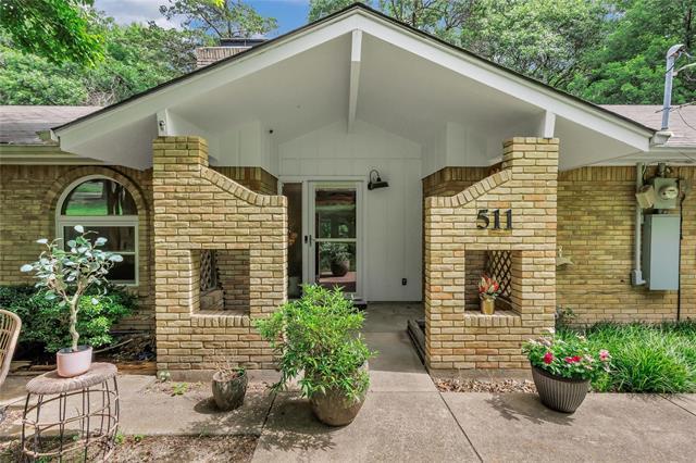 Foto del edificio - 511 W Red Bird Ln