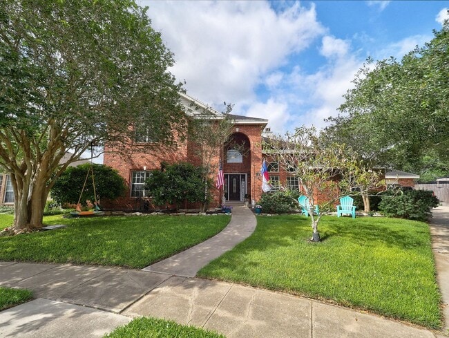 Building Photo - 6405 Bellac St