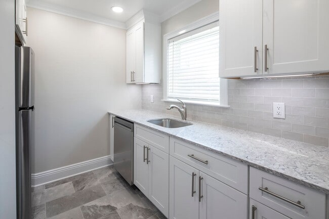Interior Photo - Leonia Manor: In-Unit Washer & Dryer, Heat, Hot & Cold Water Included, Cat & Dog Friendly, and Wa...