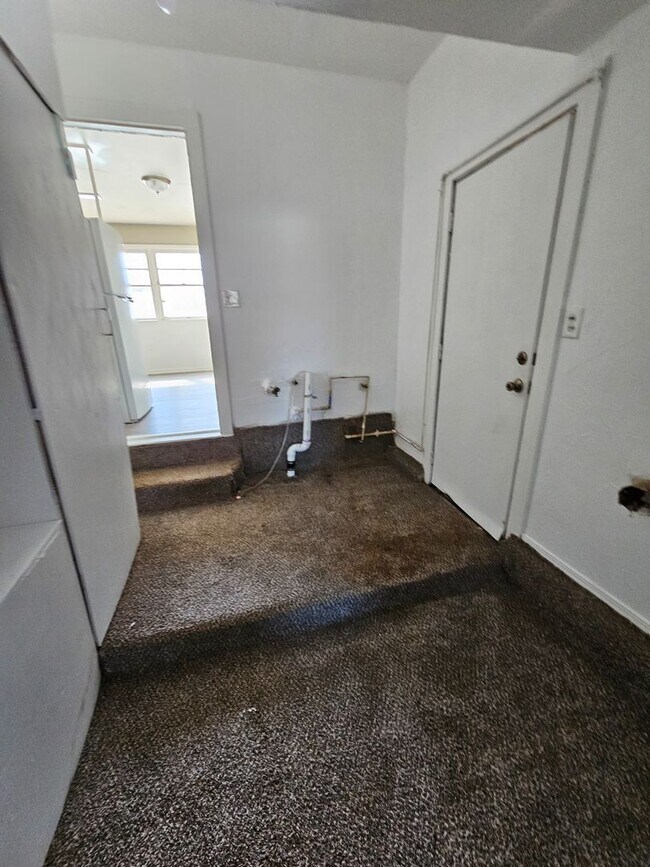 Foto del edificio - 4 Bedroom House Available now OKC