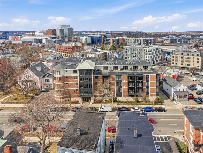 Foto del edificio - 533 Cambridge St