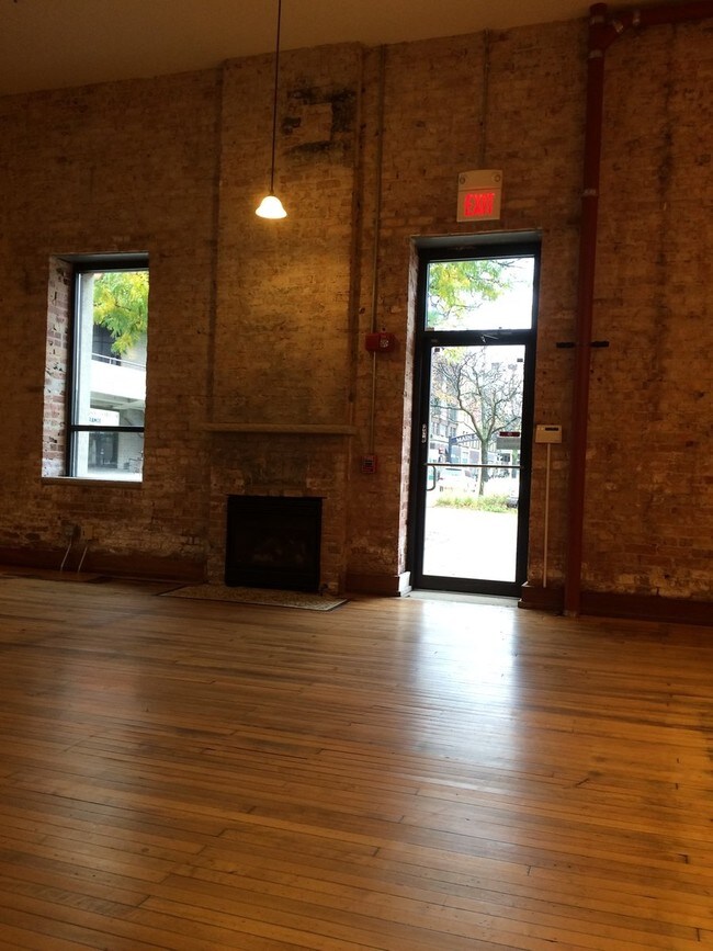 William Brown Lofts Apartments Rockford, IL