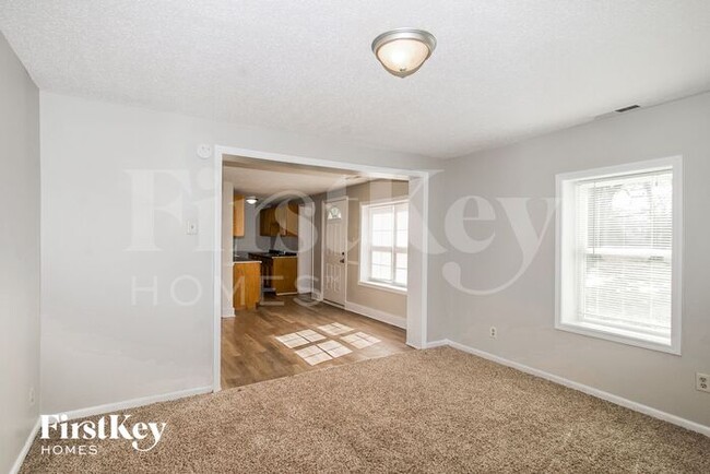 Foto del edificio - 5826 E 19th St