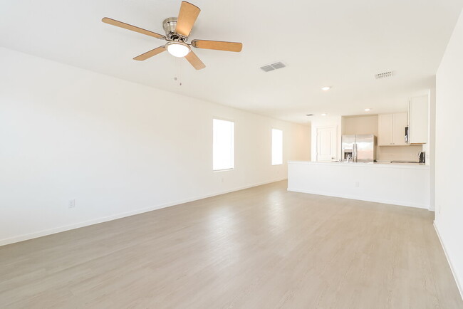 Foto del edificio - 1239 Maple St