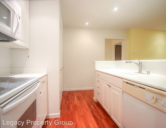 Foto del edificio - 468 Sierra Vista Ave