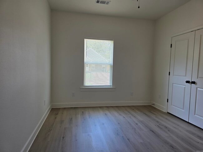 Building Photo - 2311 Nichols Rd