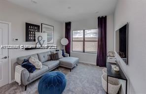 Foto del edificio - 2485 Primrose Pl