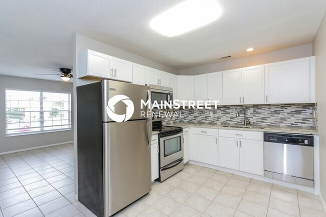 Foto del edificio - 3 Bedroom Pet-Friendly Home in North Port, FL with Main Street Renewal