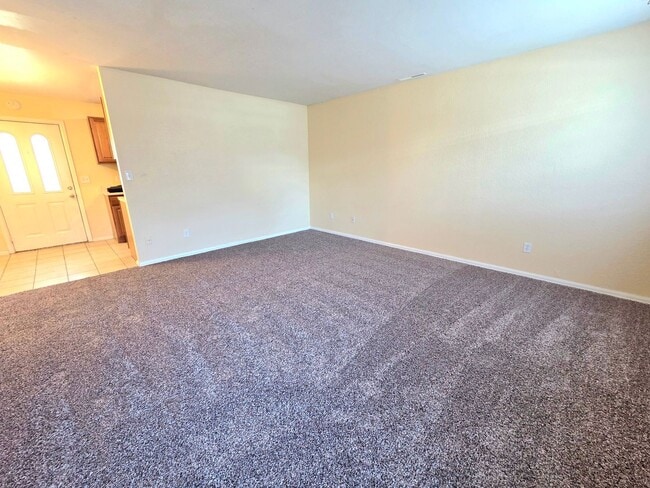 Building Photo - 4270 Deerfield Hills Rd