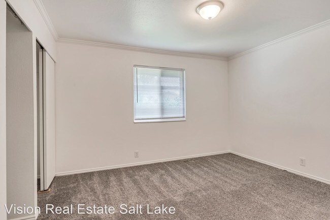 Building Photo - 4 br, 2 bath House - 6180 S Country Hills Dr