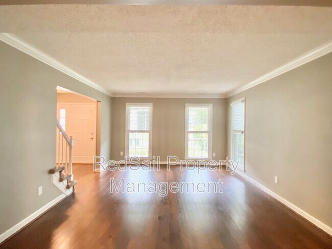 Foto del edificio - 311 Peachtree Ln