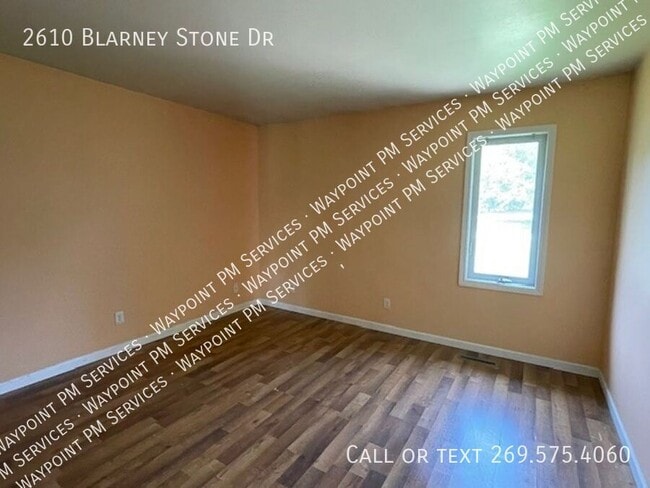 Building Photo - 2610 Blarney Stone Dr