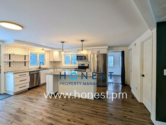 Foto del edificio - 151 Chimney Rd